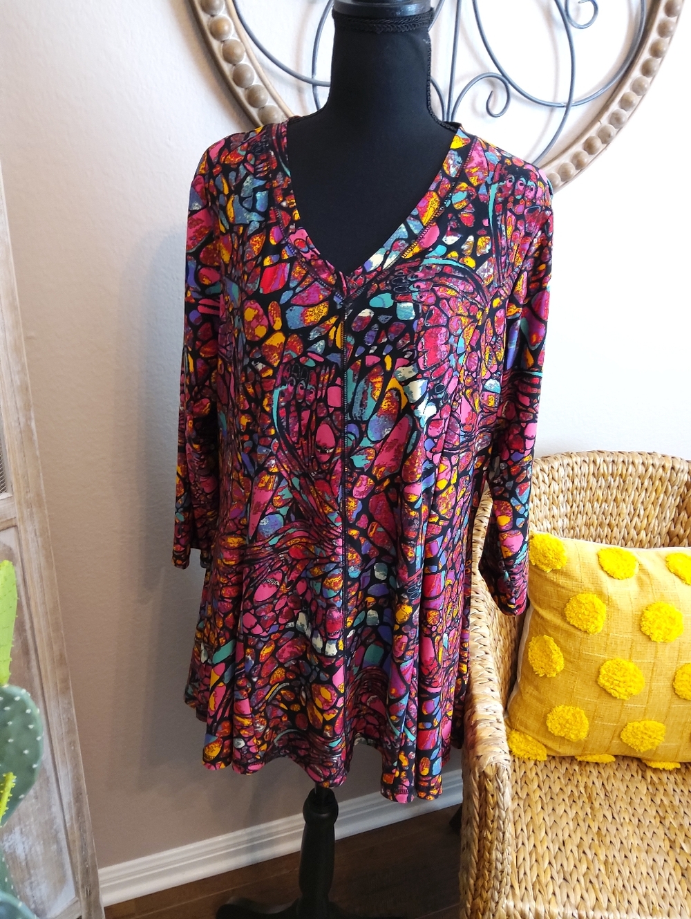 Attitudes by Renee Multicolor V-Neck Tunic